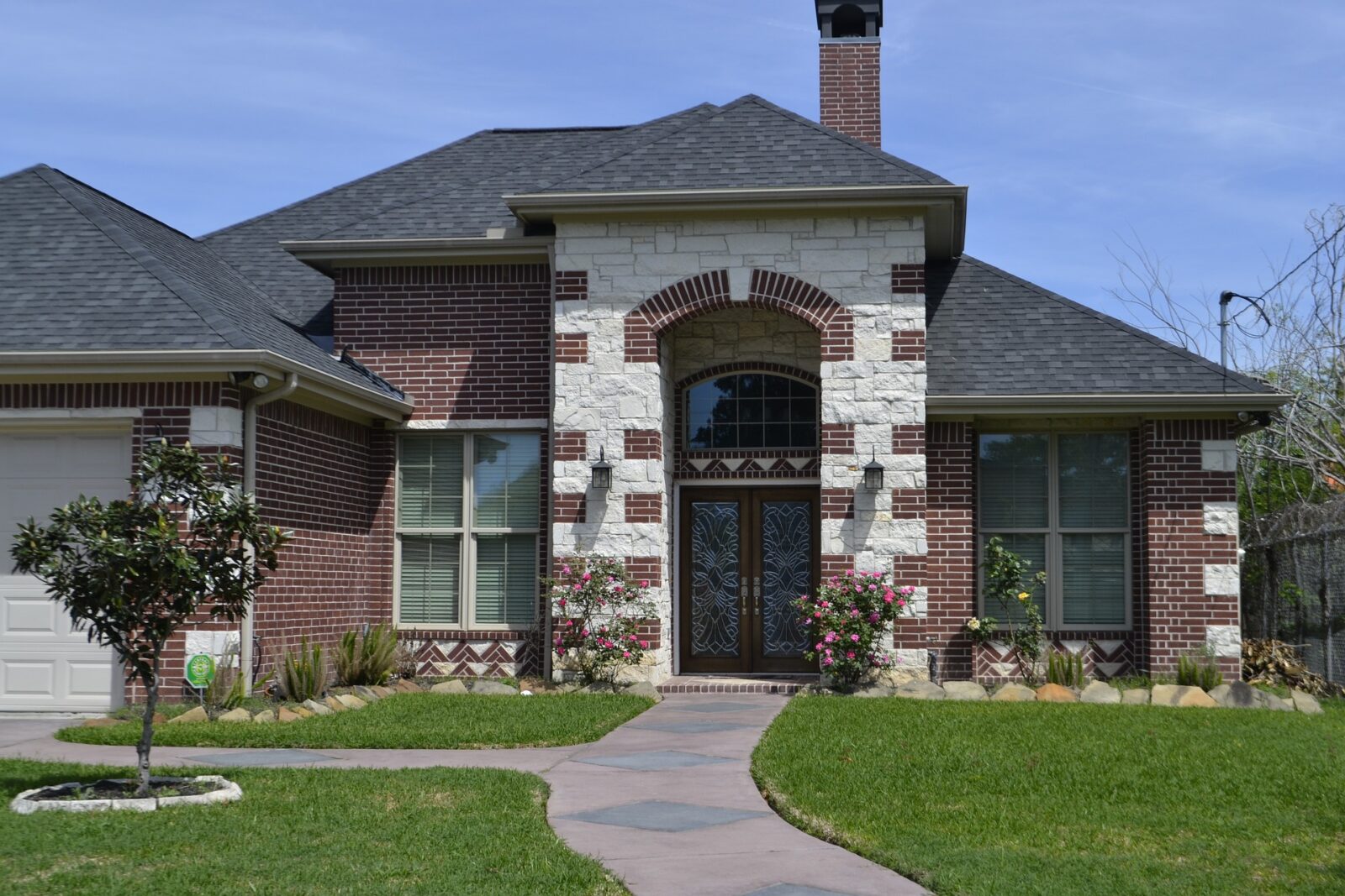 Different Roofing levels on a large home