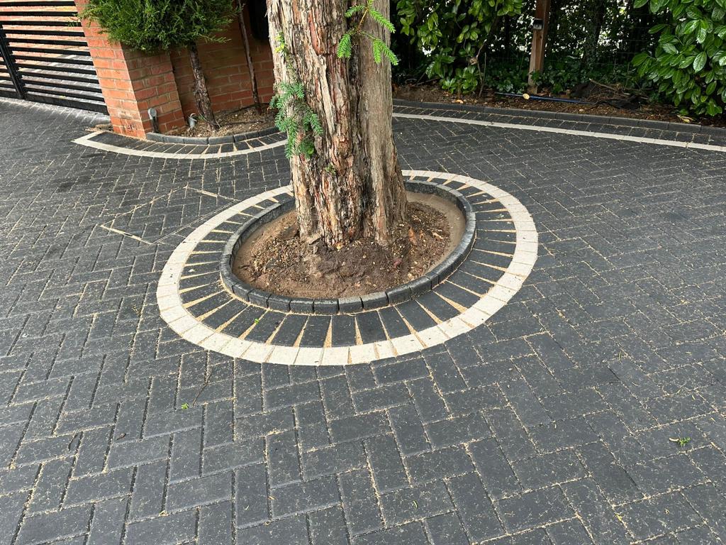 Block Paving vs Resin Driveways